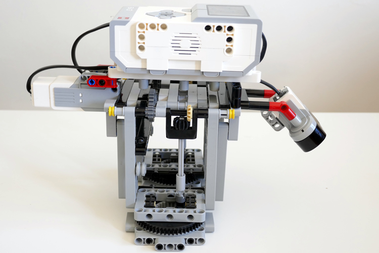 Building a robot with Lego Mindstorms EV3 - Video - CNET